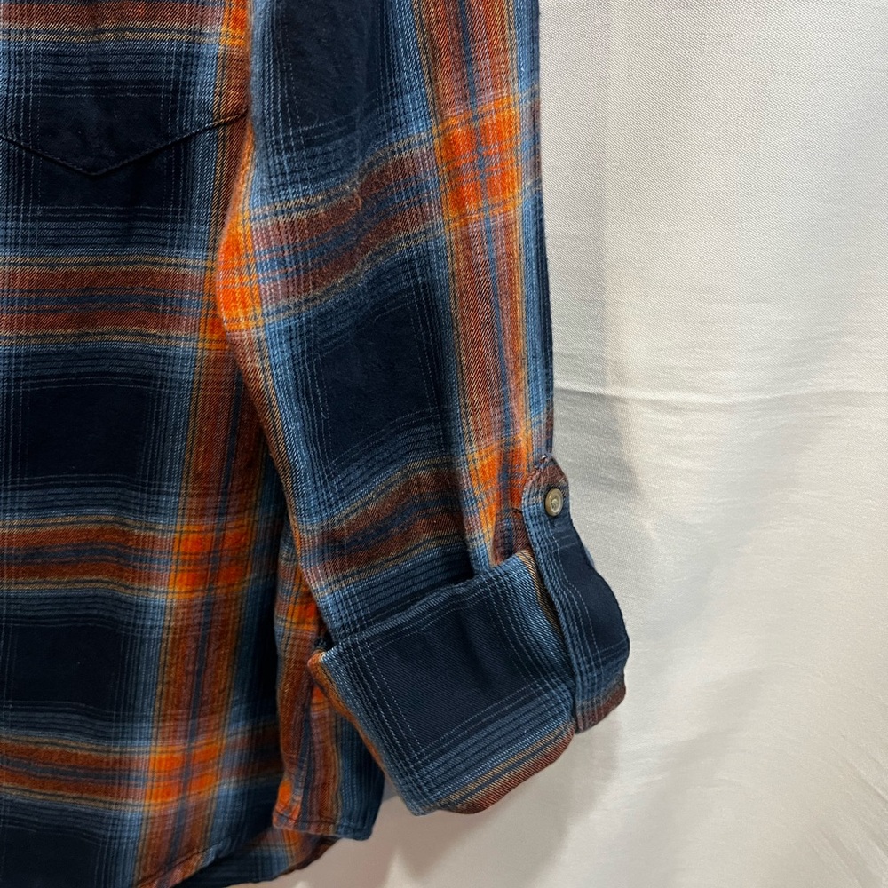 Prana Long Sleeve Button Down Flannel Shirt Navy and Rust Plaid Size M - Picture 6 of 9
